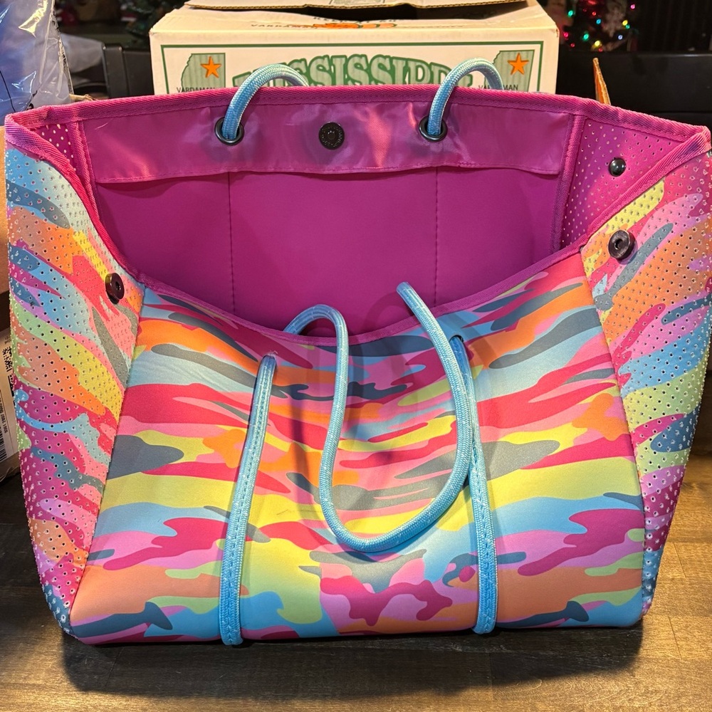 Colorful neoprene Camouflage Tote Bag